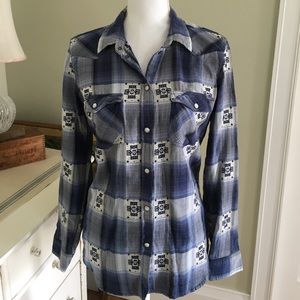 American Eagle Blue Boyfriend Fit Flannel EUC